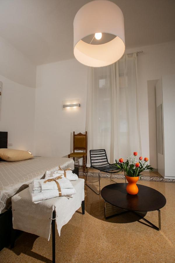 Апартаменты Abate Luxury Interno 3 Бари Экстерьер фото